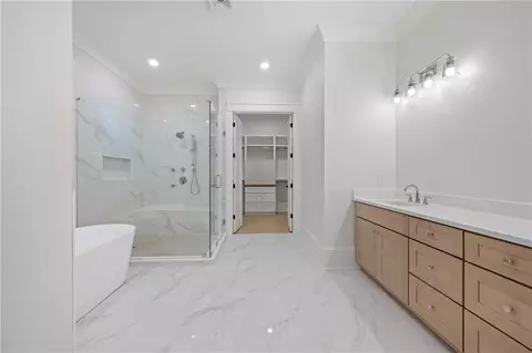Bath - 3287 Hall Rd, Dacula, GA 30019 photo 3 of 15