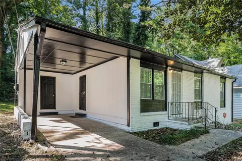 836 Bolton Rd NW, Atlanta, GA 30331