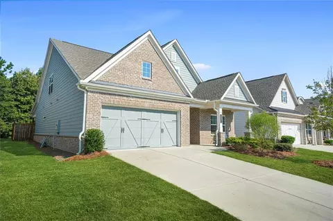 567 Barlow Pl, Grayson, GA 30017