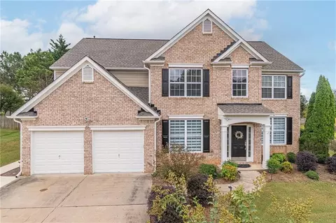 6670 Grand Magnolia Dr, Sugar Hill, GA 30518