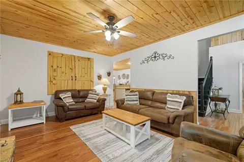 Living - 491 Hyde Rd, Jasper, GA 30143 photo 3 of 4