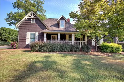 411 W Main St, Cartersville, GA 30120