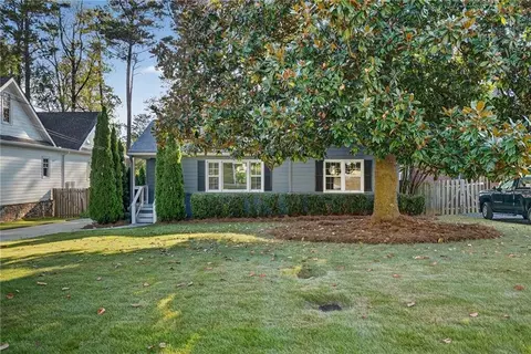 2639 Dogwood Ter NE, Atlanta, GA 30319