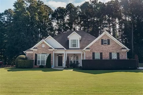 175 Keaton Dr, Fayetteville, GA 30215
