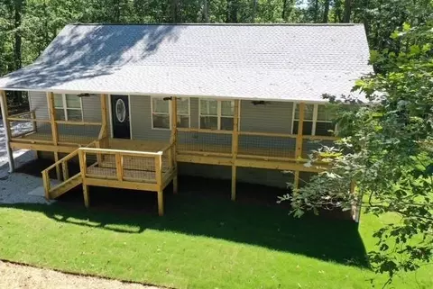 253 Trout Dr, Lavonia, GA 30553