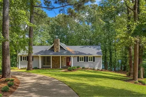 6340 Lakeview Ter, Douglasville, GA 30135