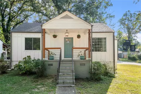 671 Center Hill Ave NW, Atlanta, GA 30318