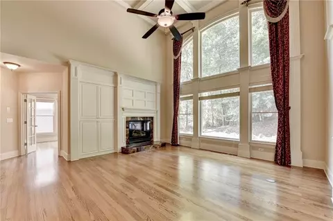 Living - 3088 Willowstone Dr, Duluth, GA 30096 photo 11 of 20