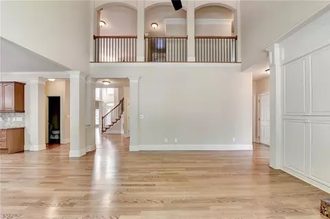 Living - 3088 Willowstone Dr, Duluth, GA 30096 photo 14 of 20
