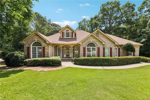 8110 Lakemont Close, Mcdonough, GA 30253