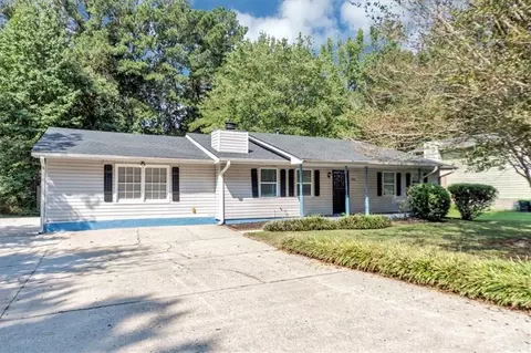 6715 Alvan Ct, Riverdale, GA 30296