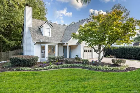 1085 Pine Grove Dr, Alpharetta, GA 30009