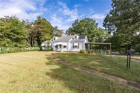 1676 Veterans Memorial Hwy SW, Austell, GA 30168