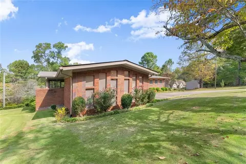 2460 Calvary Church Rd, Gainesville, GA 30507