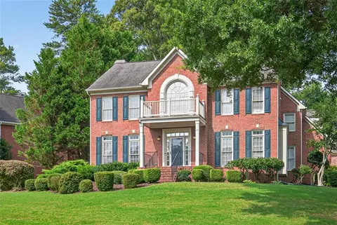 2559 Dunhaven Gln, Snellville, GA 30078