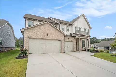 556 Hyde Ridge Trl, Loganville, GA 30052