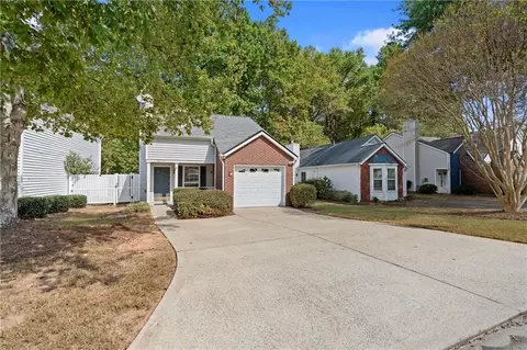 1277 Parkside Club Dr, Lawrenceville, GA 30044