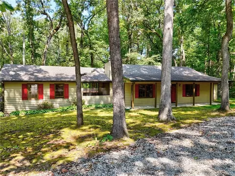 2105 Old Fountain Rd, Lawrenceville, GA 30043