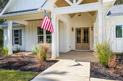 Exterior - 4751 H D Atha Rd, Covington, GA 30014 photo 7 of 10