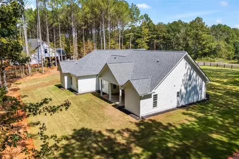 Exterior - 4751 H D Atha Rd, Covington, GA 30014 photo 10 of 10