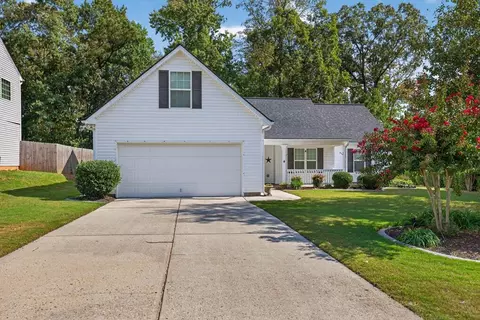 1880 Roxey Ln, Winder, GA 30680