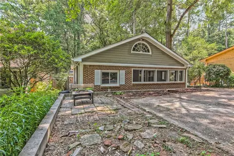 523 Pine Dr, Pine Lake, GA 30072