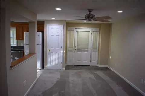 Living - 4639 Seminole Dr, Gainesville, GA 30506 photo 6 of 6