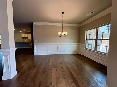 Living - 986 Lakeview Oaks Ct, Grayson, GA 30017 photo 1 of 6