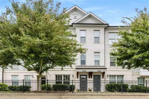 4330 Parkside Pl, Atlanta, GA 30342