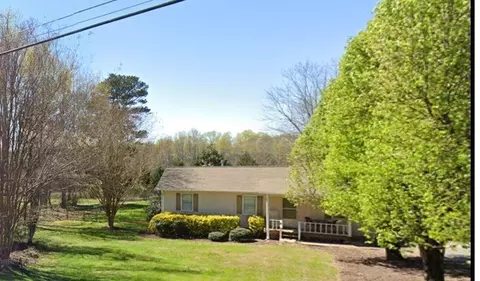 10561 E Cherokee Dr, Canton, GA 30115