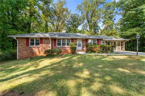 3457 Spreading Oak Dr SW, Atlanta, GA 30311