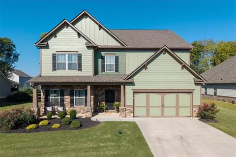 42 Twelve Oaks Dr SE, Cartersville, GA 30120