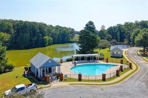 Exterior - 215 Ryan Ln, Covington, GA 30014 photo 10 of 11