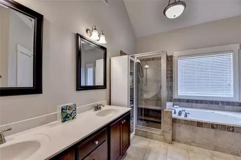 Bath - 215 Ryan Ln, Covington, GA 30014 photo 2 of 4
