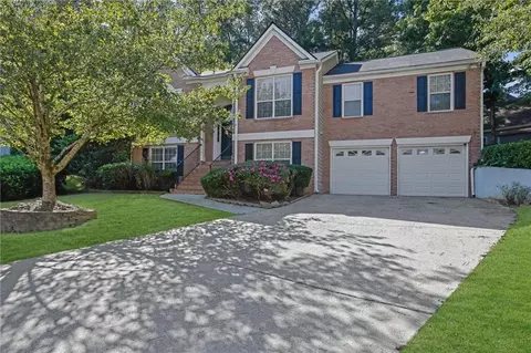 202 Five Iron Ct NW, Kennesaw, GA 30144
