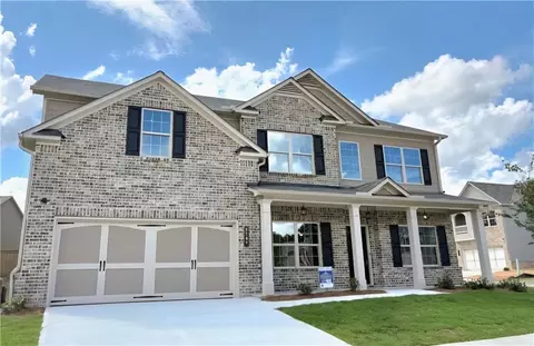 1107 Kingston Hill Dr, Loganville, GA 30052