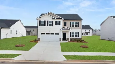 9 Woodbrook Trl, Newnan, GA 30265