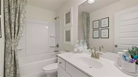 Bath - 1800 Quaker St, Hampton, GA 30228 photo 5 of 5