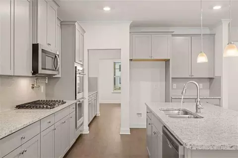 1747 Goodwin Dr, Hampton, GA 30228 photo 8