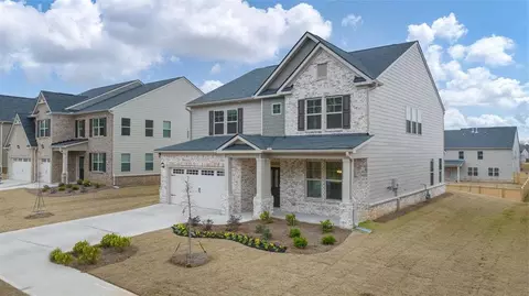 1747 Goodwin Dr, Hampton, GA 30228 photo 3