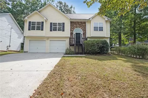5818 Dogwood Cir, Austell, GA 30168