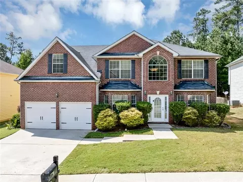 3587 Arminto Dr, Ellenwood, GA 30294