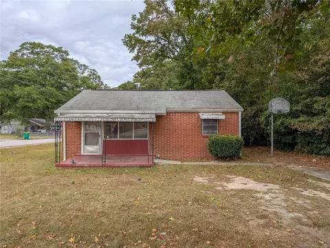 944 Forest Ave, Forest Park, GA 30297