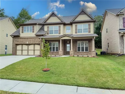 3573 Fallen Oak Dr, Buford, GA 30519