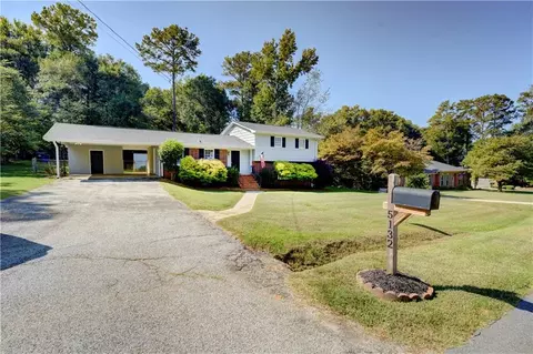 5132 Forest Dr SE, Covington, GA 30014 photo 3
