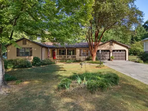 235 Shunn Way SW, Lilburn, GA 30047