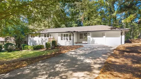 2115 Honeysuckle Ln SW, Atlanta, GA 30311