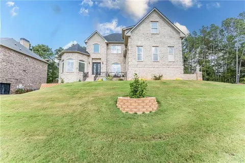 2548 Westchester Way SE, Conyers, GA 30013