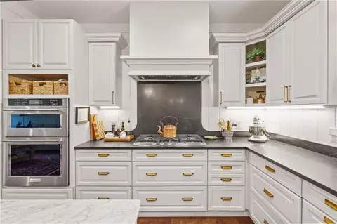 Kitchen - 1299 Mcleod Estates Dr, Monroe, GA 30655 photo 6 of 8