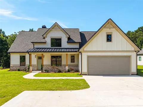 953 Roundtop Rd, Ellijay, GA 30540